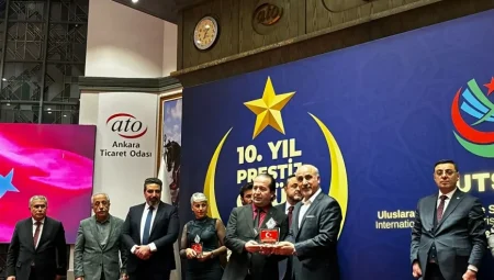 Cumhur Haber Ajansı UTSAF 10. Yıl Ödülleri’nde Onurlandırıldı