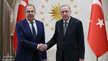 Rusya-Türkiye Diplomasisi: Lavrov, Cumhurbaşkanı Erdoğan ile Görüştü