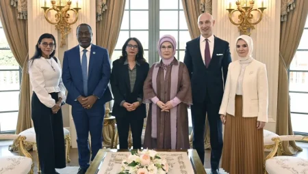 Emine Erdoğan, BM Özel Temsilcisi M’jid ile çocuklara yönelik şiddetle mücadele gündemiyle bir araya geldi