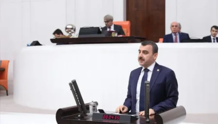 AK Parti’li Ahmet Çolakoğlu: ‘Akaryakıt fiyatında Türkiye Avrupa’nın en ucuz ülkelerinden biri’
